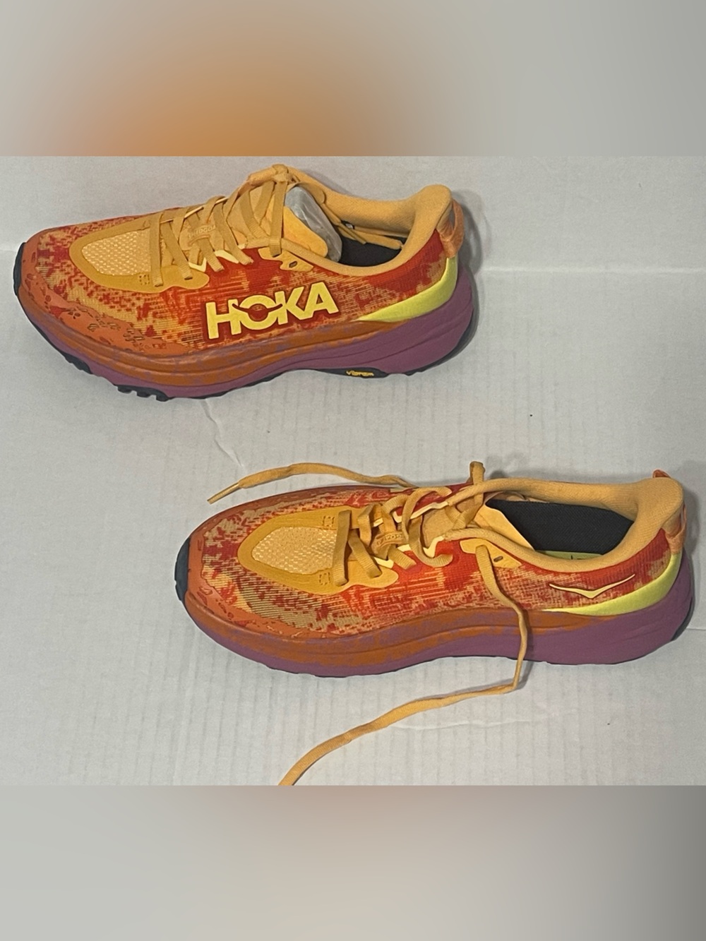 Hoka Speedgoat 6 - Women’s 7 - Sherbet/Beet Root - NIB - Picture 3 of 8